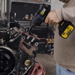 CAT DX7020 18Volt 4.0 Ah Çift Akülü Kömürsüz 700/880Nm Profesyonel Şarjlı Somun Sıkma
