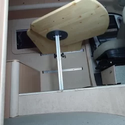 Karavan Yavru Masa Ayağı