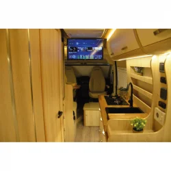 SATILIK SIFIR KM OTOMATİK VİTESLİ LÜKS KARAVANLAR