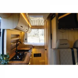 SATILIK SIFIR KM OTOMATİK VİTESLİ LÜKS KARAVANLAR