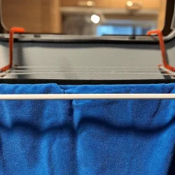 SUGA Pratik Katlanabilir Karavan Çamaşır Askılığı Kırmızı 55x34 cm