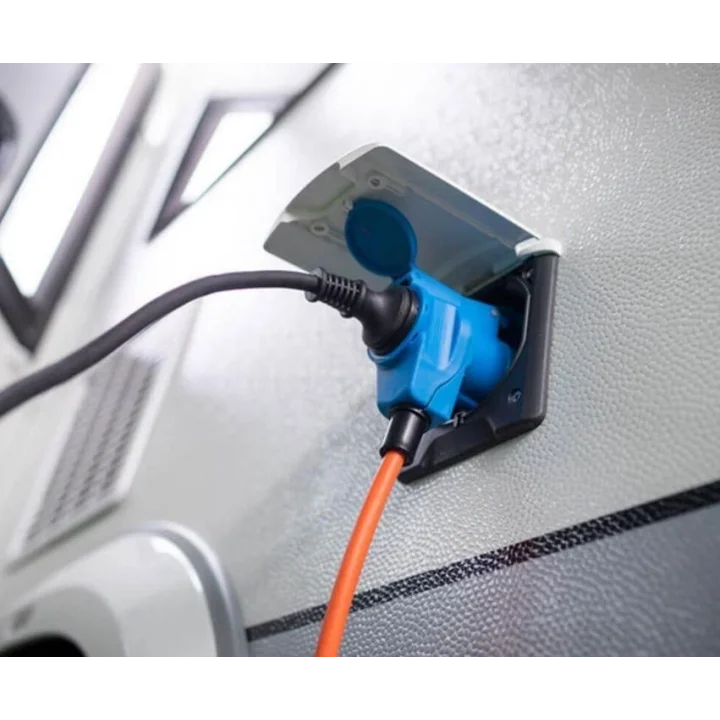 Brennenstuhl Karavan IP44 Dönüştürücü Adaptör