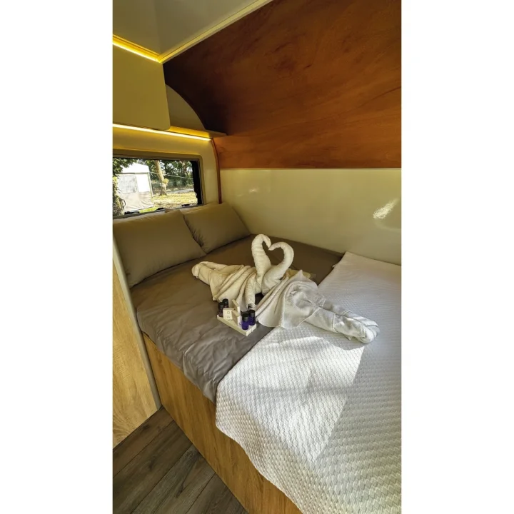 KARAVAN KONAKLAMA - 2 GÜN KİRALAMA BEDELİ (KAHVALTI DAHİL)