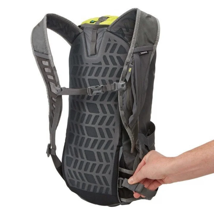 Thule Stir 20 L Dark Shadow Sırt Çantası