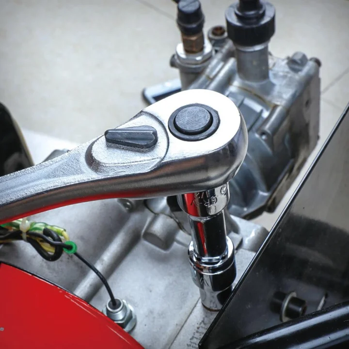 WORKPRO WP202522 1/4’ Metrik/İnç 70 Parça Cr-V Profesyonel Lokma Takımı