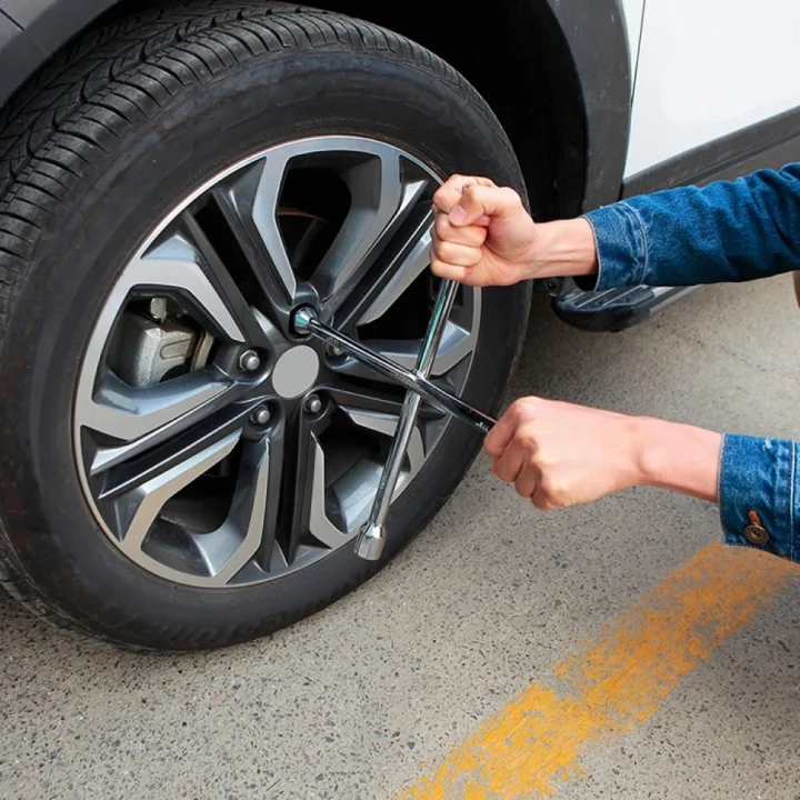 WORKPRO WP314006 17 19 21 1/2’’ Cr-V 400mm 4 Kollu Profesyonel Bijon Anahtarı