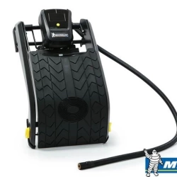 Michelin MC12209 Dijital Basınç Göstergeli Çift Pistonlu Ayak Pompası