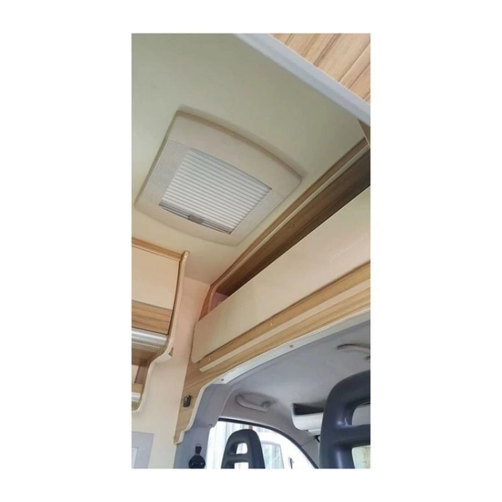 REMIS 40x40 Heki Mandallı Karavan Tavan Havalandırma
