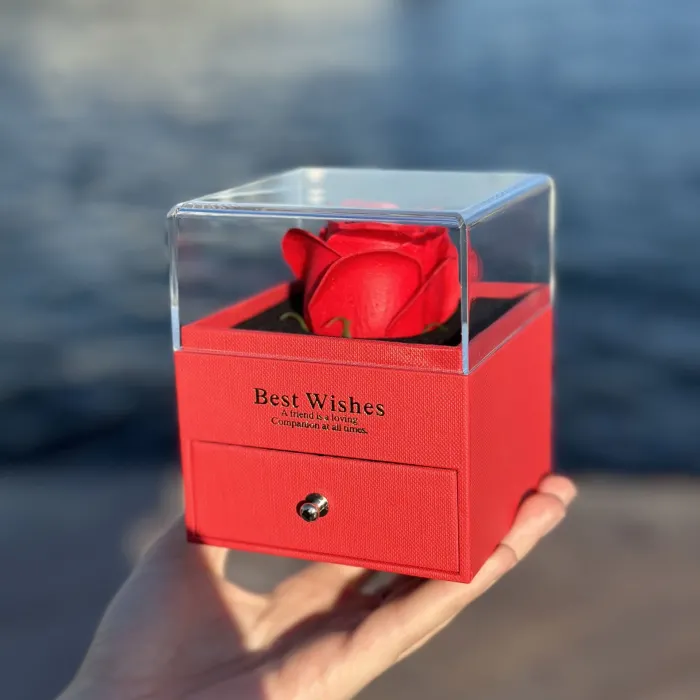 ÇEKMECELİ GÜLLÜ TAKI KUTUSU