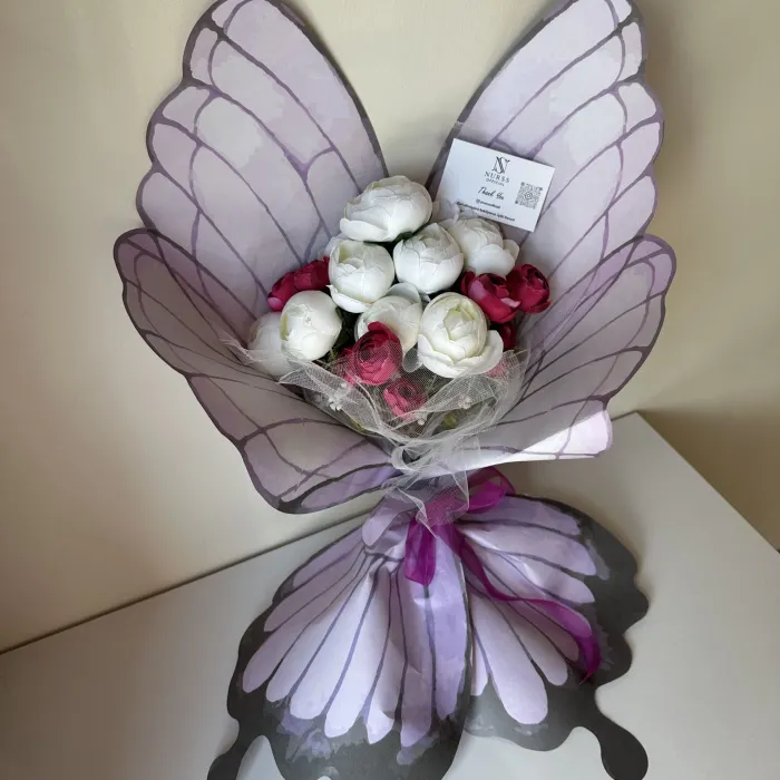 Kelebek şakayık buketi (mor)