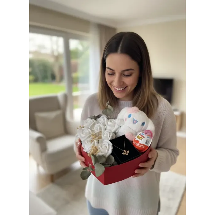 Özel güllü ayıcıklı kutu