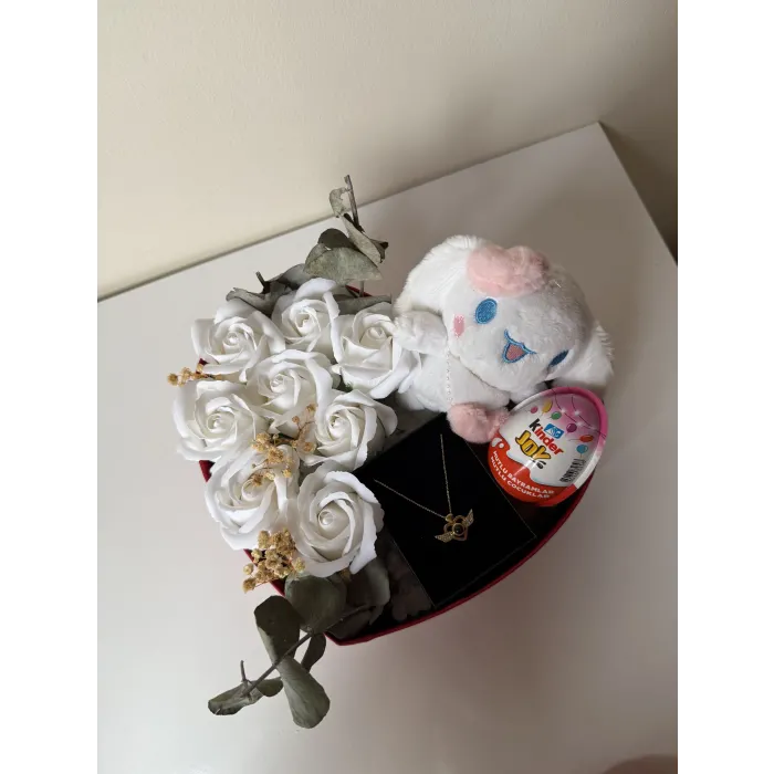 Özel güllü ayıcıklı kutu