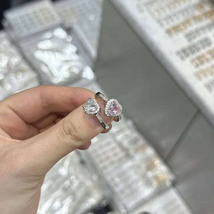 ÖZEL KINDER YUMURTA İÇİNDE YÜZÜK