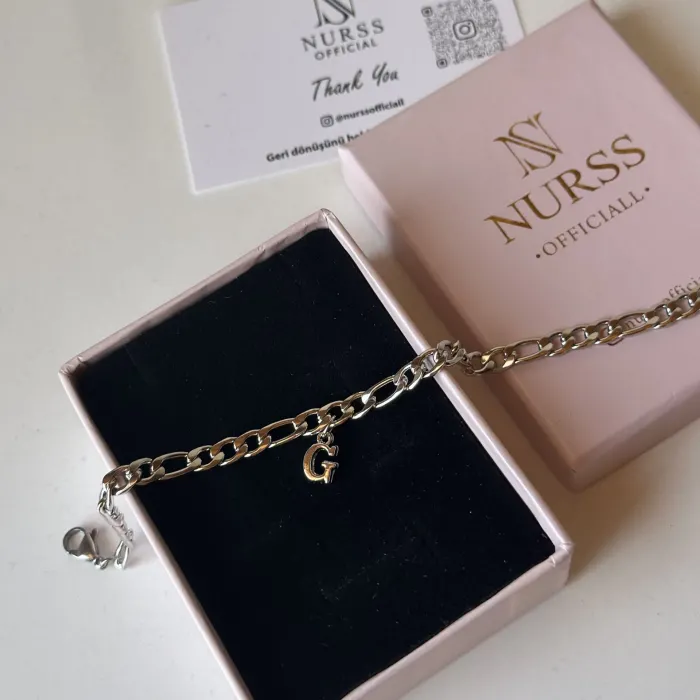 ÇELİK UNISEX HARFLİ BİLEKLİK ( tek adettir)