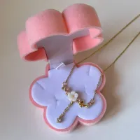 Çelik çiçek kolye