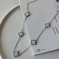 ÇELİK Van cl**f kolye Beyaz