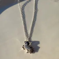 ŞAHA KALKAN AT ÇELİK KOLYE