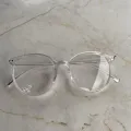 İTHAL ŞEFFAF GÖZLÜK