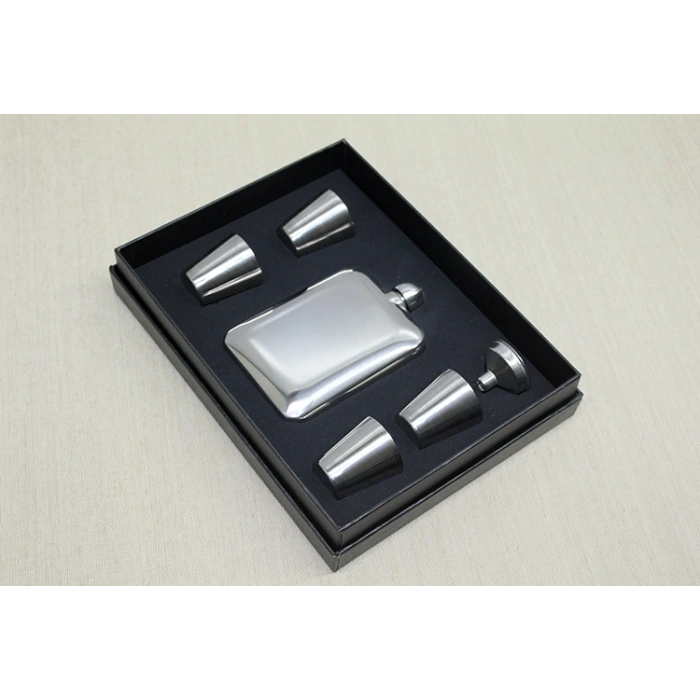 Nevamel 4 Shot Bardaklı Matara Seti Çelik