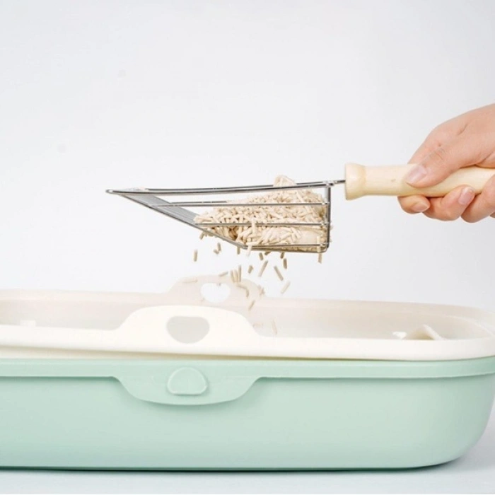 Nevamel Ahşap Saplı Metal Kum Temizleme Küreği