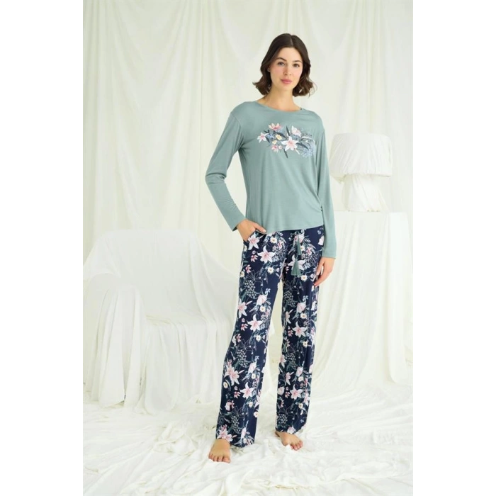 Nevamel® Çiçek Ve Yaprak Desenli Baskılı Pijama Takımı
