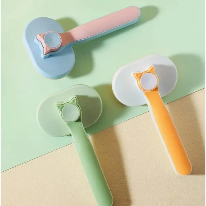 Nevamel Kedi ve Köpekler İçin Kendini Temizleyen Tüy Fırçası