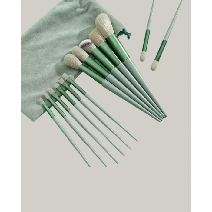 Nevamel Kusursuz Makyaj İçin Yumuşak ve Dayanıklı Makyaj Fırça Seti