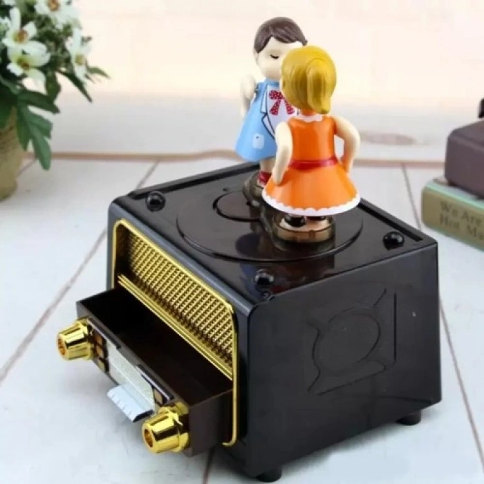 Nevamel  Öpüşen Çift Müzik Kutusu