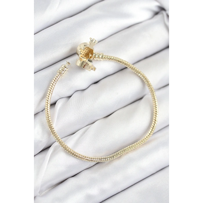 Nevamel® Pirinç Charm Zirkon Taşlı Taç Model Gold Renk Kadın Bileklik 5886