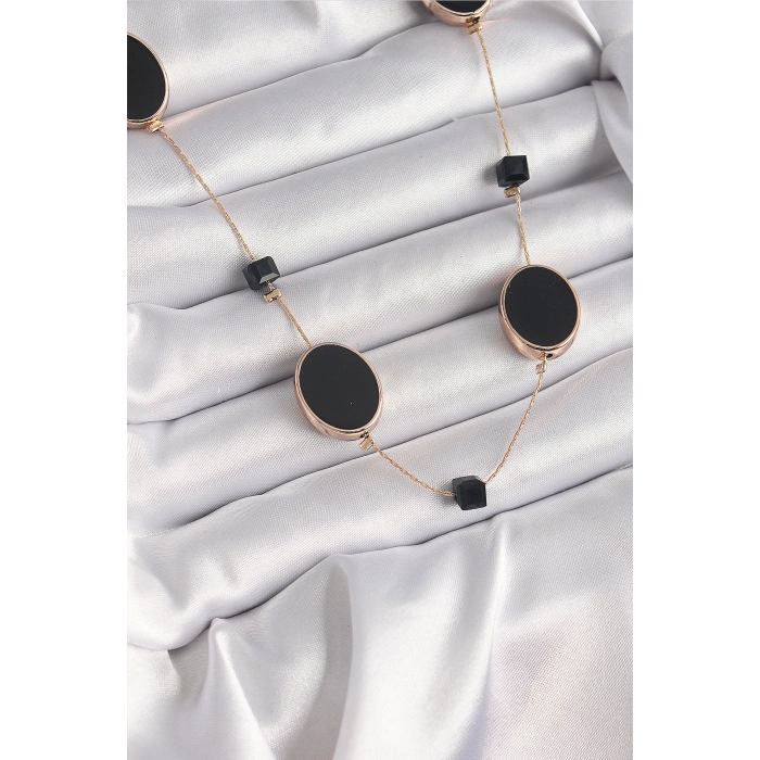 Nevamel® Pirinç Gold Renk Siyah Renk Oval Siyah Küp Detay Kadın Kolye 5886
