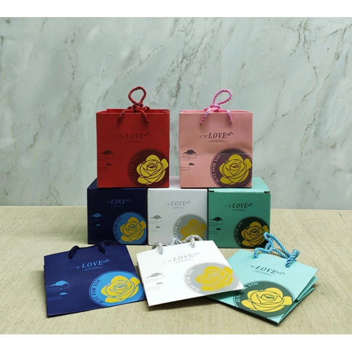 Nevamel® Romantik Gül Yüzük Kutusu Kubbe