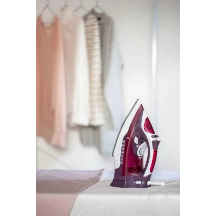 Nevamel Seramik Tabanlı Kırmızı 2200 Watt Şok Buharlı Ütü