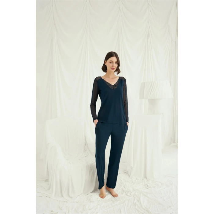 Nevamel® Sırt Dekolteli Uzun Kollu Tüllü Ve Dantelli Pijama Takımı