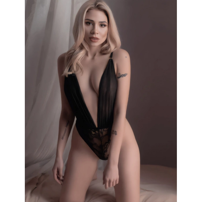 Nevamel® Siyah Dantelli Özel Bölgesi Açık Fantazi Body