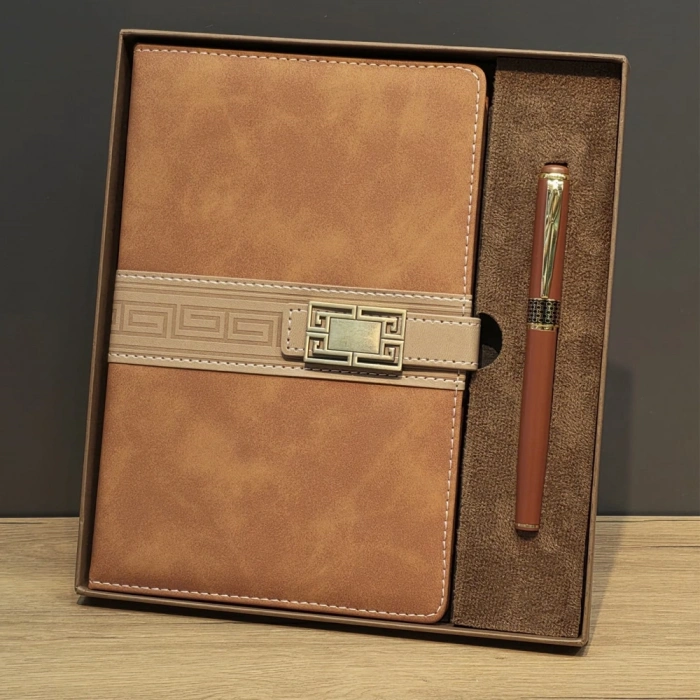 Nevamel® Taba Rengi Termo Deri Defter Ve Metal Roller Kalem Seti