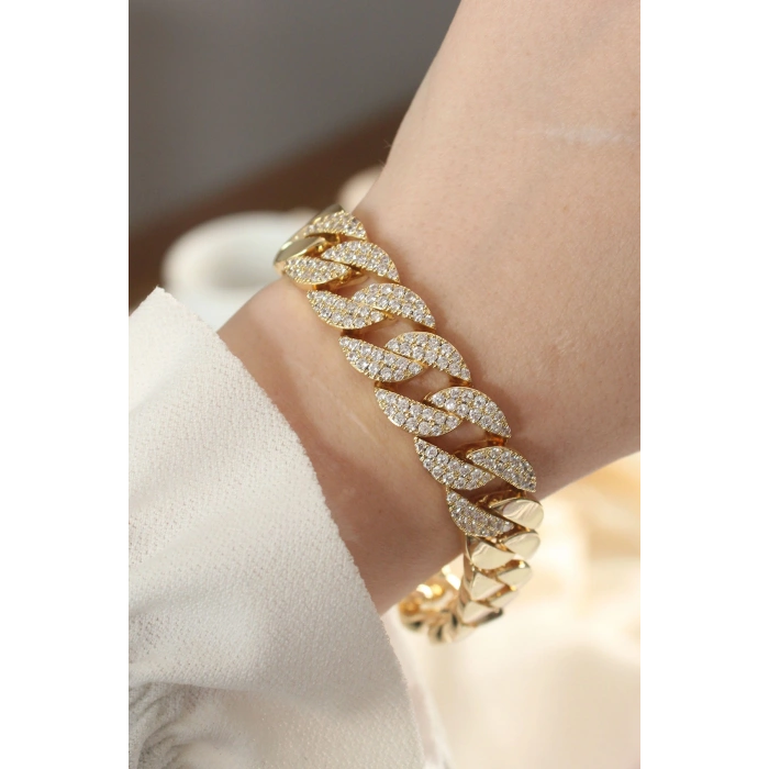 Nevamel® Vip Seri Pirinç Ortası Zirkon Taşlı Gold Renk Gurmet Bileklik 5886
