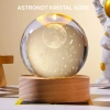 Nevamel® Ahşap Tabanlı 3D Astronot Küre Lamba Çocuk Odası ve Masa Üstü Dekor