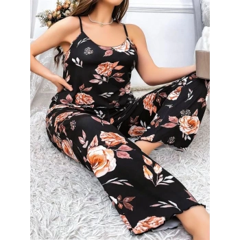 Nevamel® Büyük Beden Siyah Üstüne Çiçek Desenli İnce Askılı 2Li Pijama Takımı