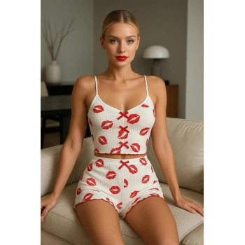 Nevamel® Dudak Desenli Şortlu Pijama Takımı