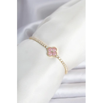 Nevamel® Pirinç Gold Renk Pembe Zirkon Taşlı Yonca Model Su Yolu Kadın Bileklik 5886