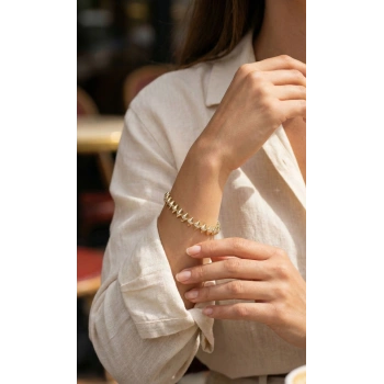 Nevamel® Pirinç Gold Renk Zirkon Taşlı Baklava Model Kadın Bileklik 5886
