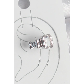 Nevamel® Pirinç Gümüş Renk Kare Zirkon Taşlı Kadın Kıkırdak Model Küpe 5886
