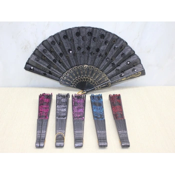 Nevamel Plastik Pullu Yelpaze Siyah Renk