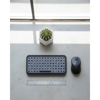 Nevamel® RGB Işıklı Kablosuz Mini Klavye 10 mm İnce Gövde