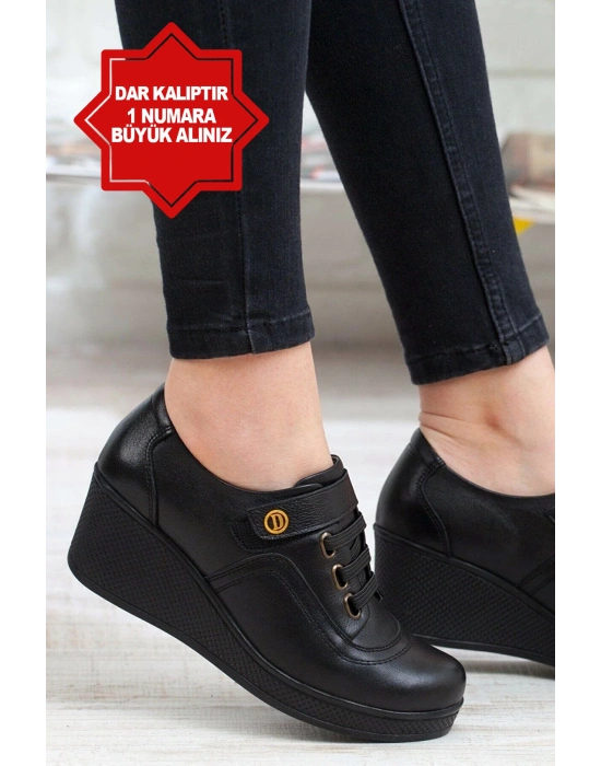 1570 AYMODA HAKİKİ DERİ DOLGU TABANLI CIRTLI KADIN AYAKKABISI