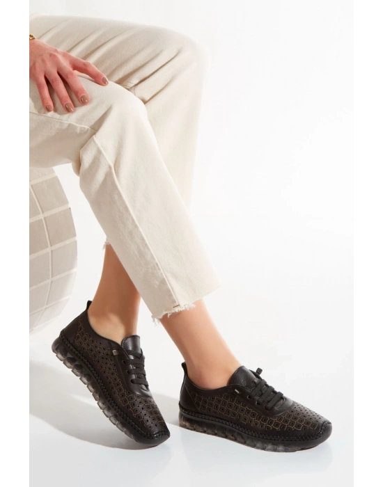 1702 AYMODA SOFT HAKİKİ DERİ LAZER DELİKLİ ORTOPEDİK GÜNLÜK CASUEL BAYAN AYAKKABISI