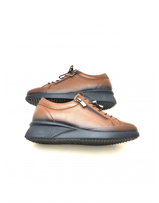 4051 AYMODA HAKİKİ DERİ FERMARLI ANATOMİK ŞIK  AYAKKABI