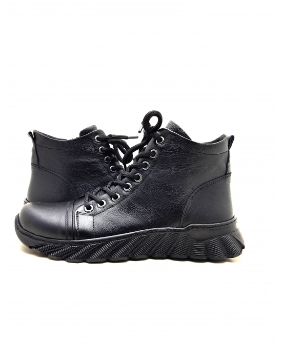 4053 AYMODA HAKİKİ DERİ KAUCUK TABANLI BAYAN SPOR BOT