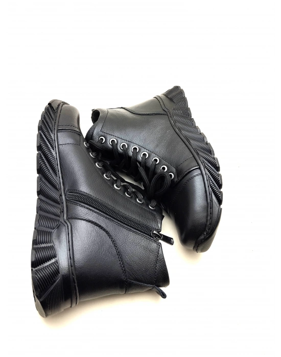 4053 AYMODA HAKİKİ DERİ KAUCUK TABANLI BAYAN SPOR BOT