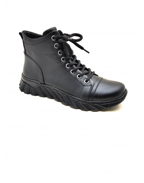 4053 AYMODA HAKİKİ DERİ KAUCUK TABANLI BAYAN SPOR BOT